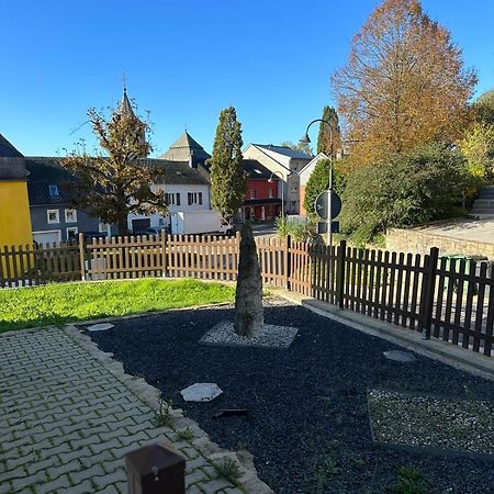 Cosy House Bed and Breakfast Dippach Exteriör bild